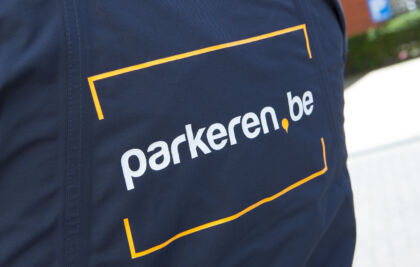 Kledij parkeerwachter070