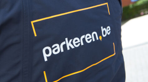 Kledij parkeerwachter070